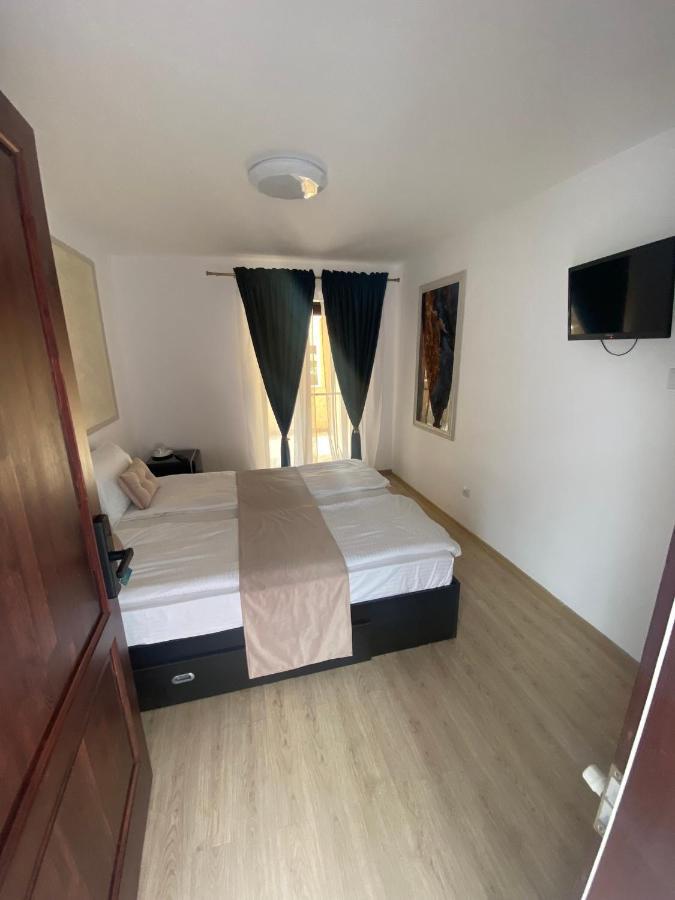 Casa Clim Hotell Anina Eksteriør bilde